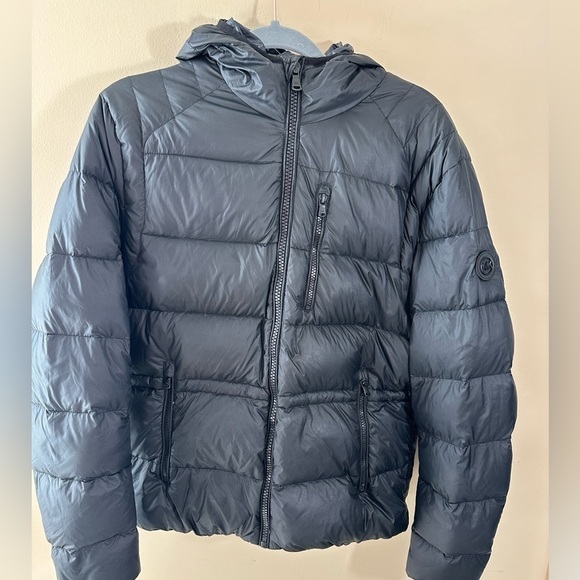 Michael Kors black puffer Down filled Coat size small - Picture 4 of 10